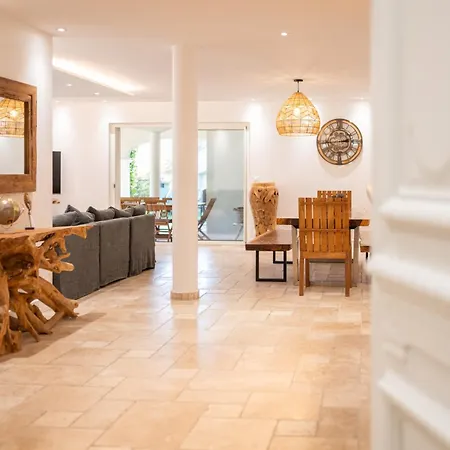 Magnifique à 100 M Climatisation Vue Exceptionnelle