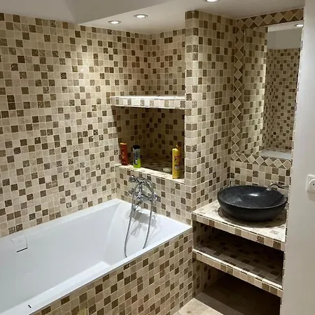 Magnifique à 100 M Climatisation Vue Exceptionnelle Villa *