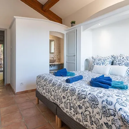 Magnifique à 100 M Climatisation Vue Exceptionnelle Villa *