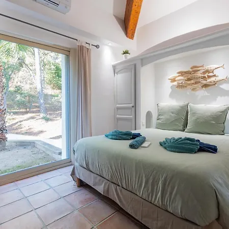 Villa Magnifique à 100 M Climatisation Vue Exceptionnelle Sainte-Maxime