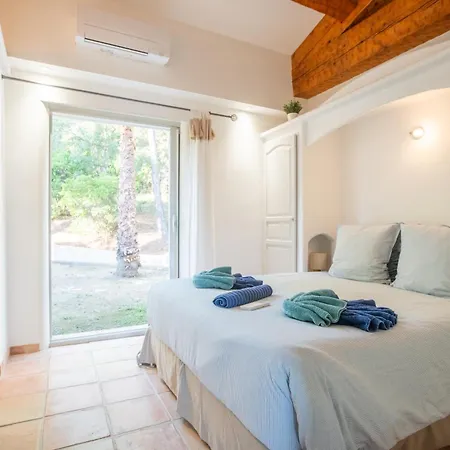 Magnifique à 100 M Climatisation Vue Exceptionnelle * Sainte-Maxime